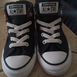 Girls Converse